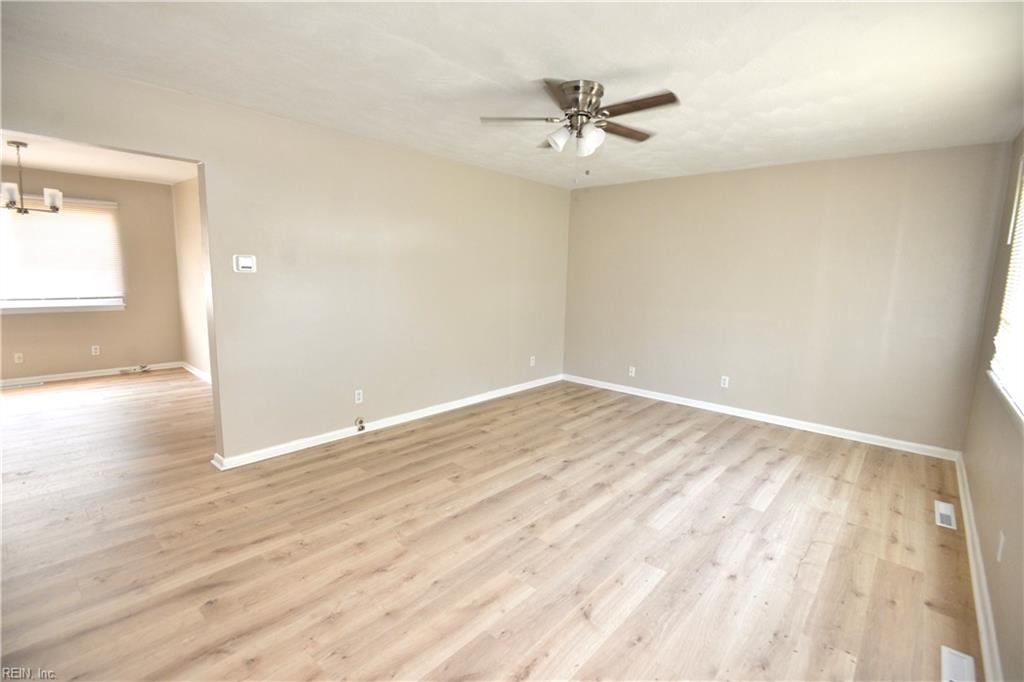 278 Appian Ave Property Photo 2