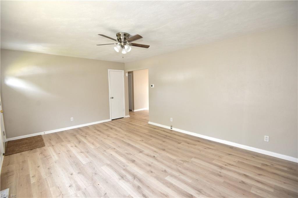 278 Appian Ave Property Photo 3