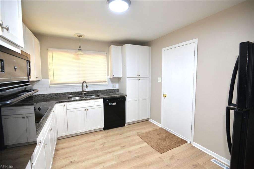 278 Appian Ave Property Photo 6