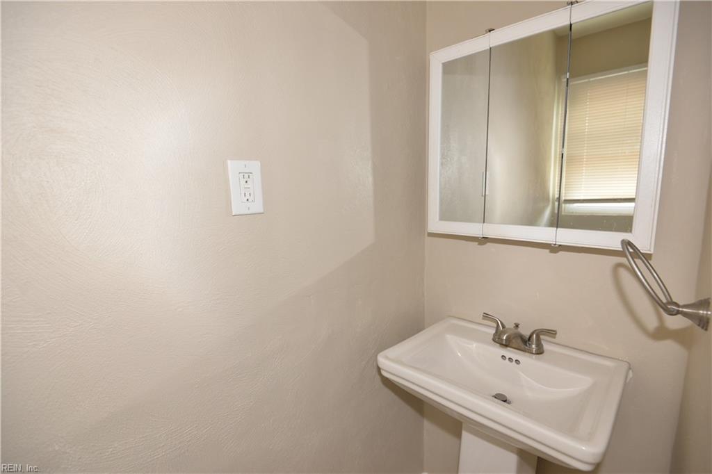 278 Appian Ave Property Photo 12