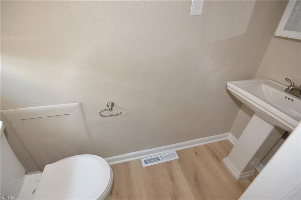 278 Appian Ave Property Photo 13