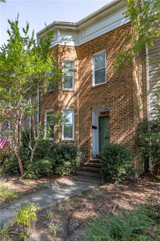 434 W Princess Anne Rd Property Photo 4