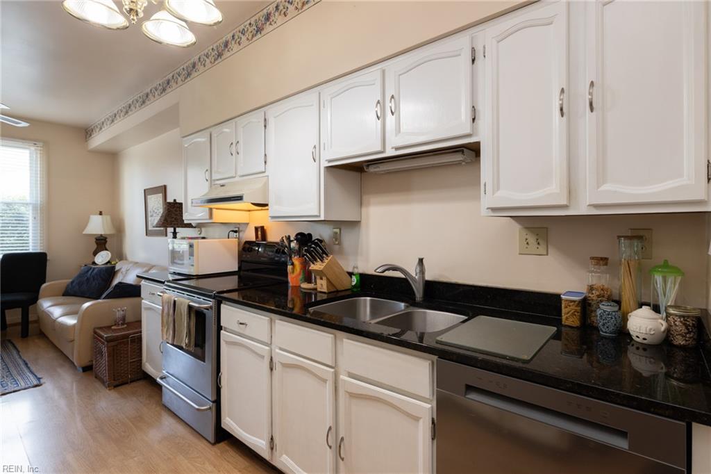 434 W Princess Anne Rd Property Photo 14