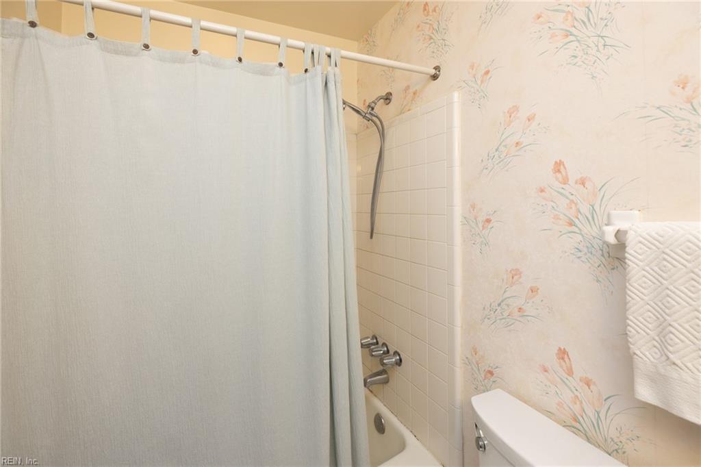 434 W Princess Anne Rd Property Photo 33