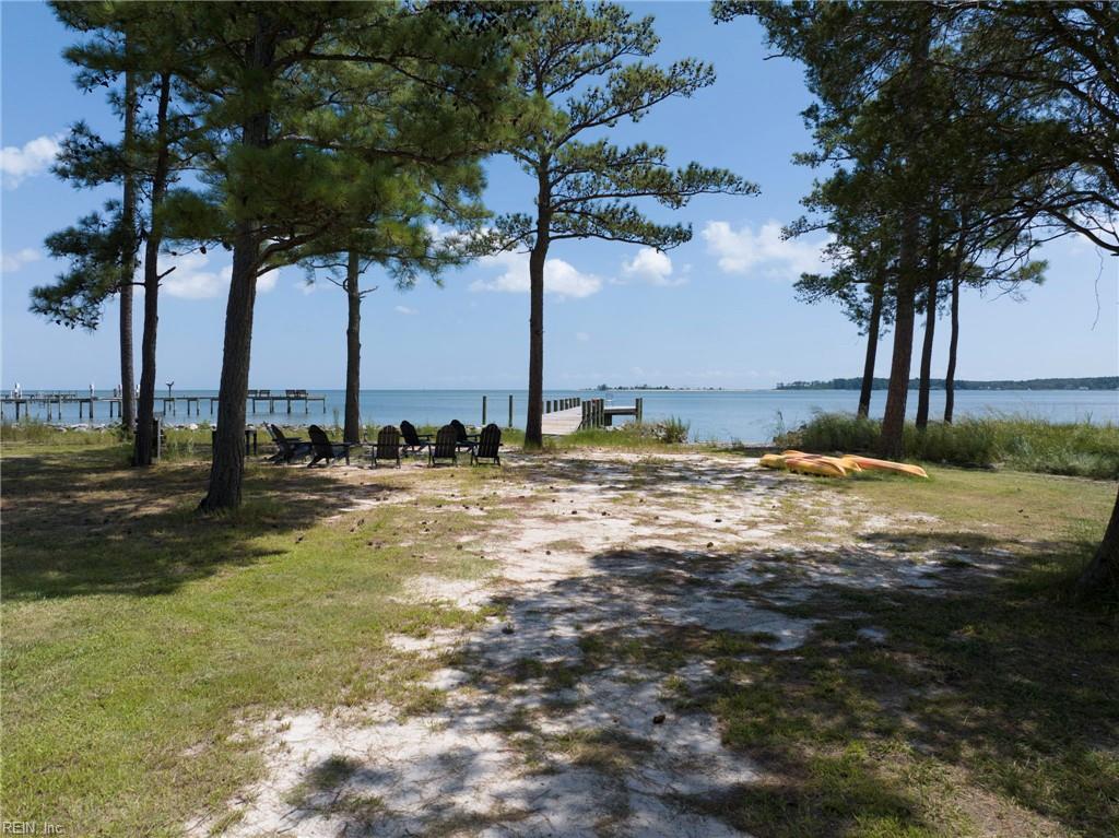 687 Clark Point Dr Property Photo 38