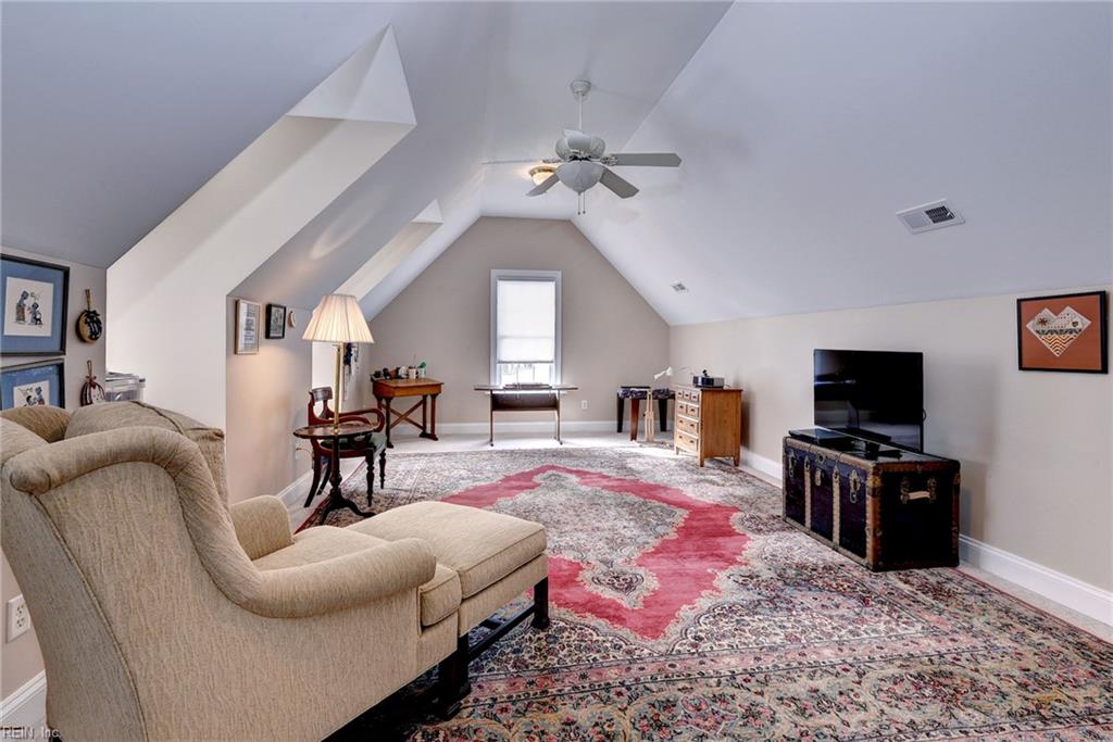139 Great Glen Property Photo 35