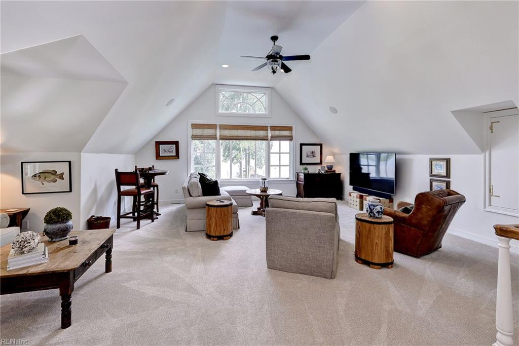 22600 Cypress Point Rd Property Photo 42