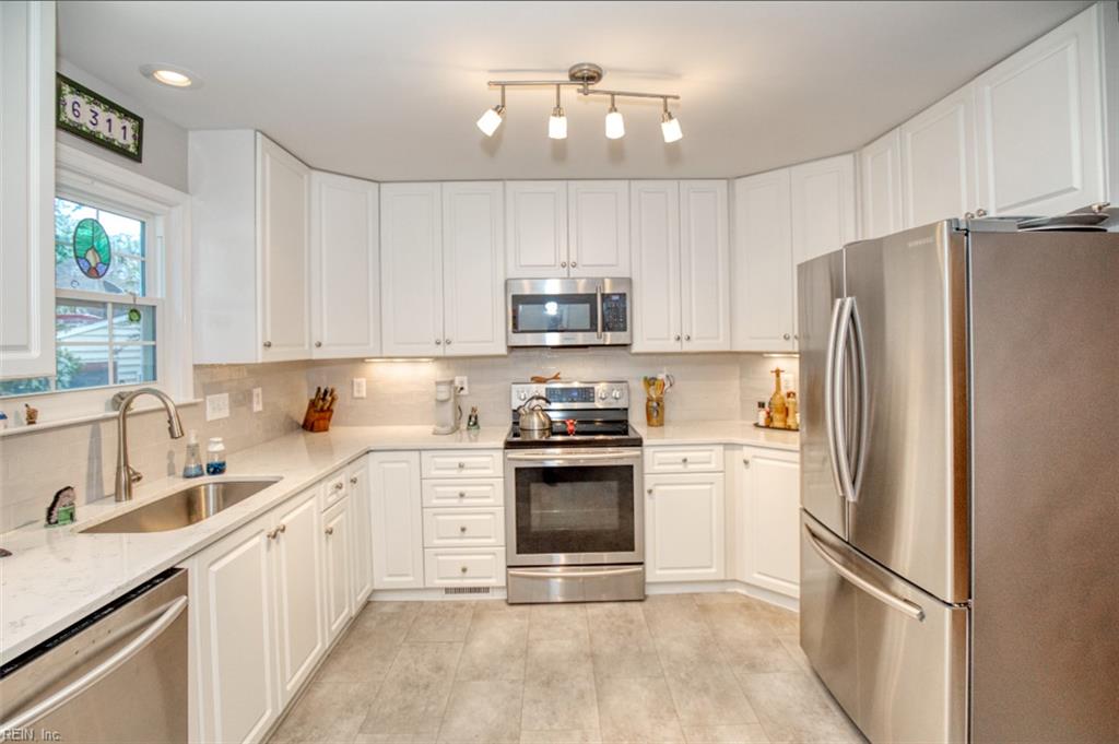 6311 Chiswick Park Property Photo 7