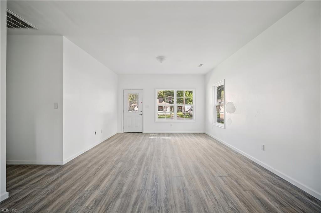 2133 Arizona Ave Property Photo 7