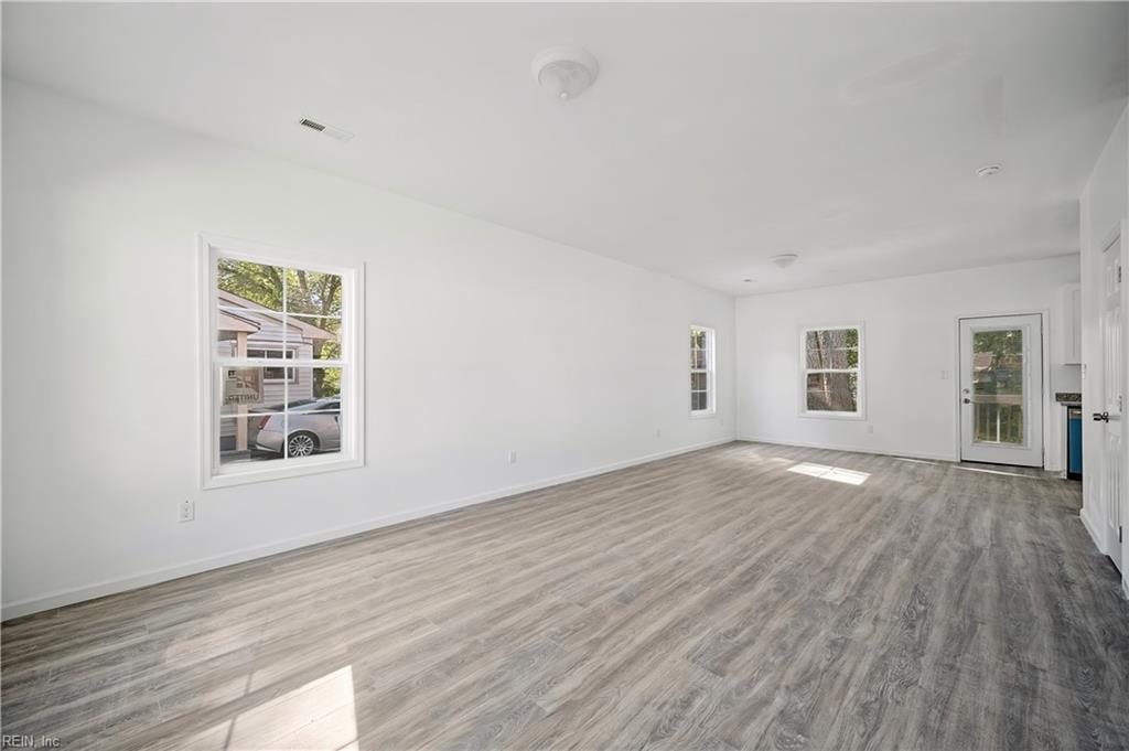 2133 Arizona Ave Property Photo 13