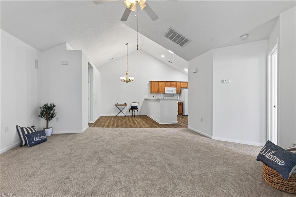 106 Marshland Vw Property Photo 6