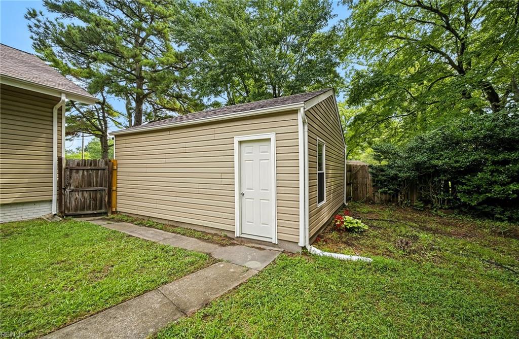 1847 S Streamline Dr Property Photo 45