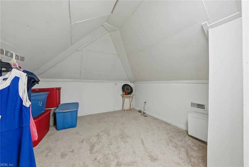 100 Snead Fairway Property Photo 30