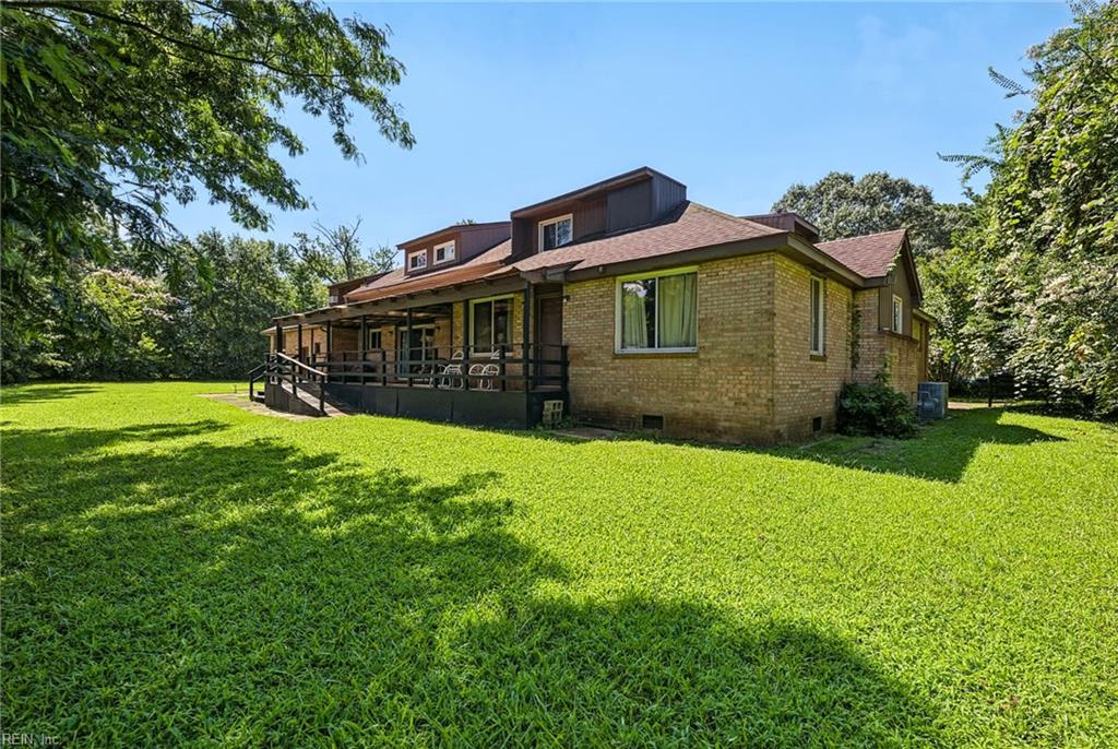 100 Snead Fairway Property Photo 35
