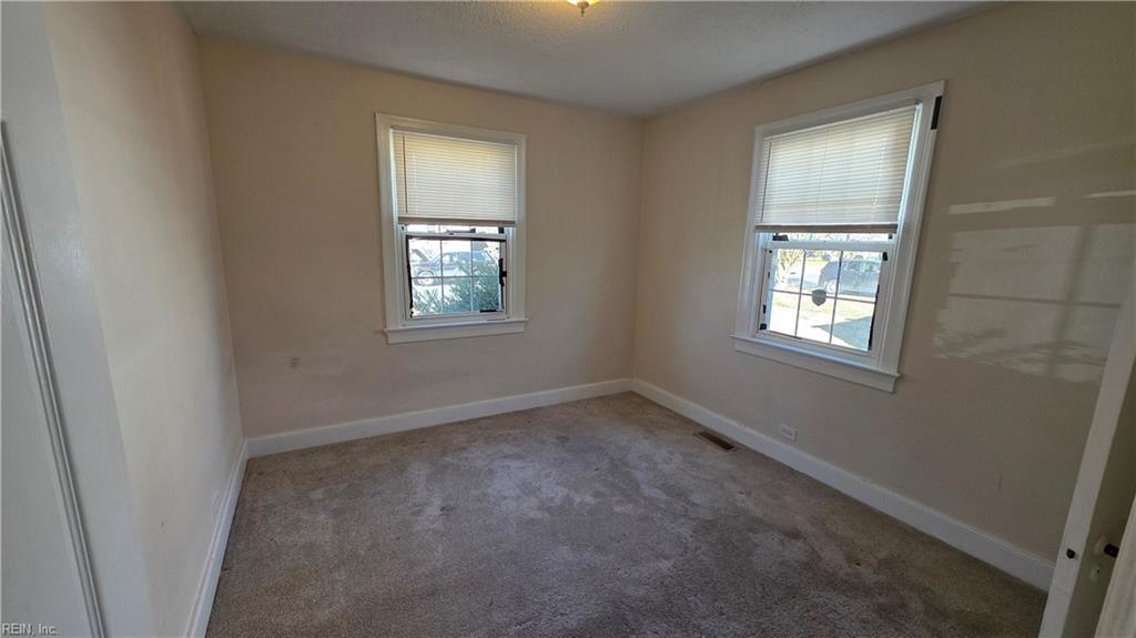227 Charles Ave Property Photo 11