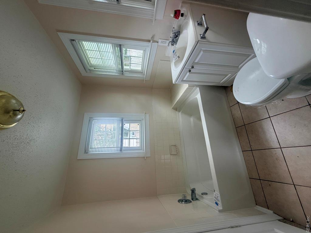 227 Charles Ave Property Photo 12