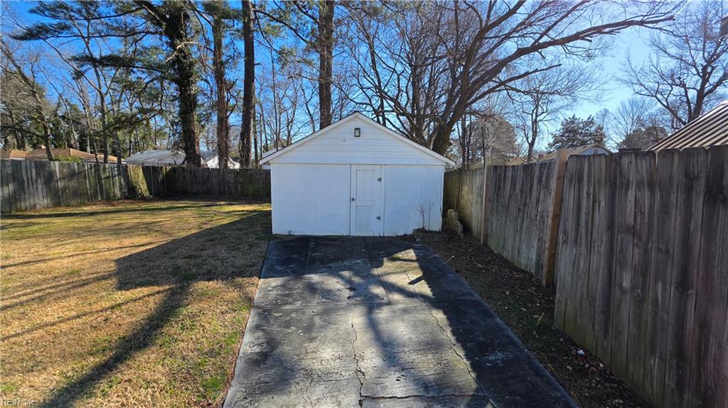 227 Charles Ave Property Photo 21
