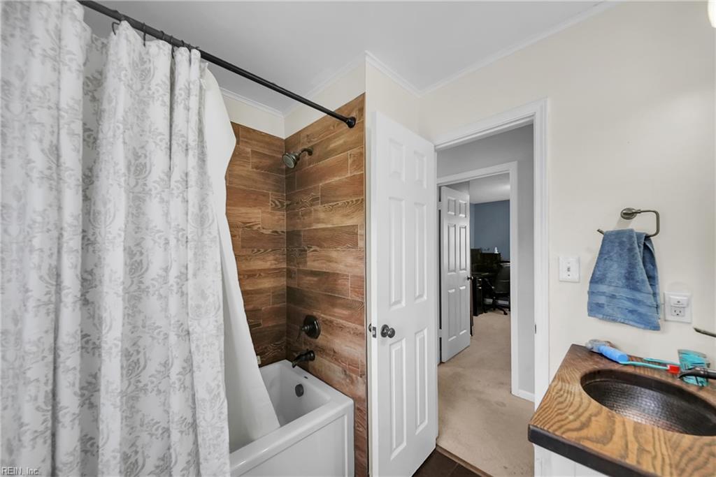 5124 Brockie St Property Photo 34