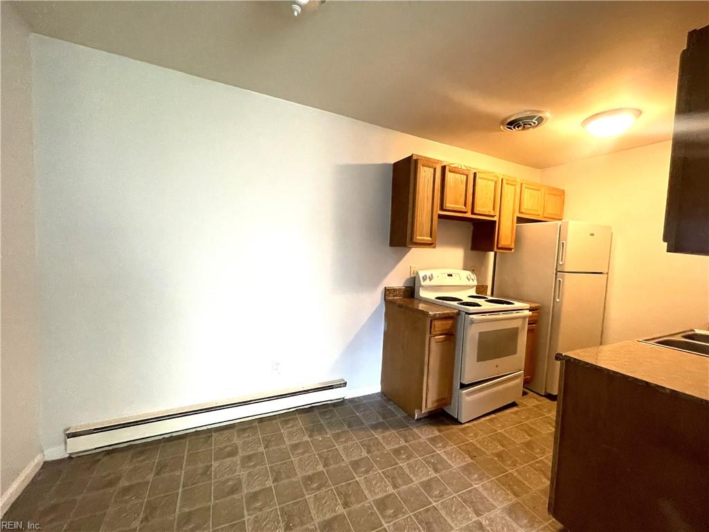 243 Maryland Ave Property Photo 9