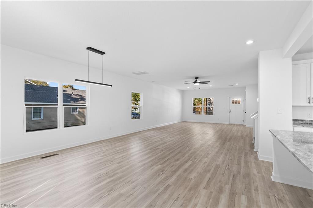 1145 34th St Property Photo 6