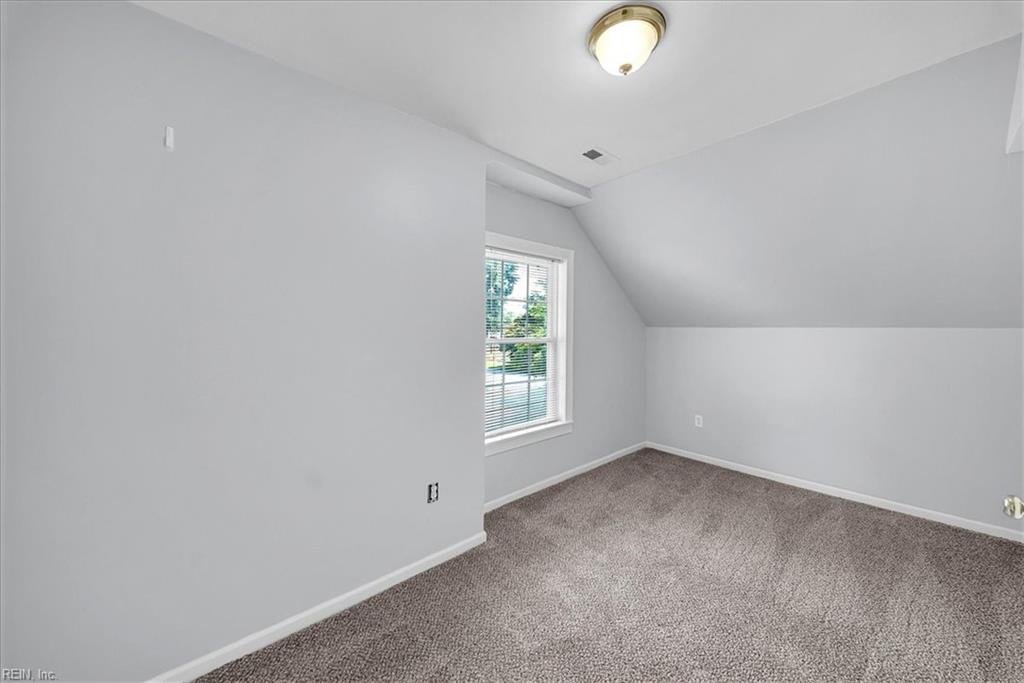 1601 Lilac Ave Property Photo 22
