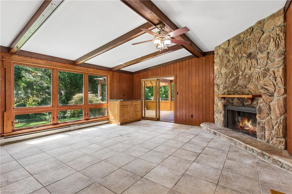 27 Hertzler Rd Property Photo 3