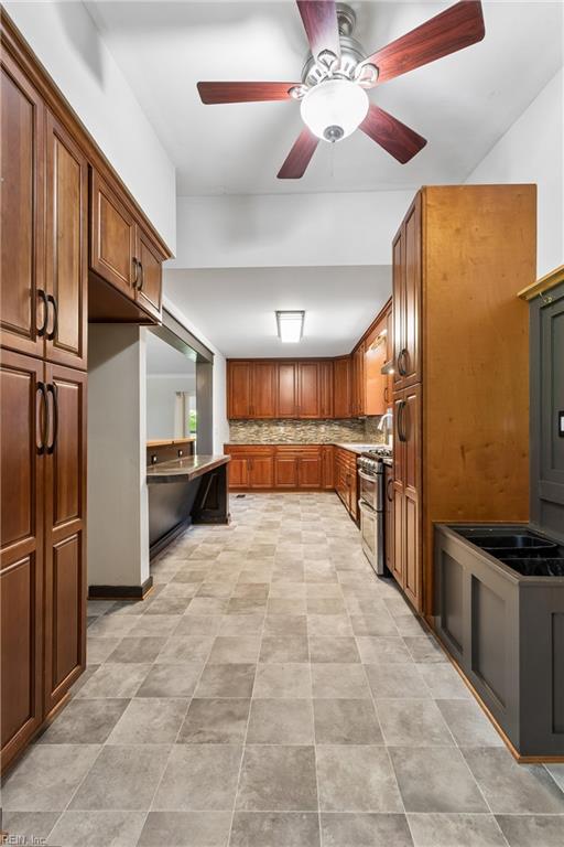 27 Hertzler Rd Property Photo 10