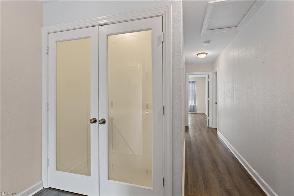 5464 Safe Harbour Way Property Photo 13