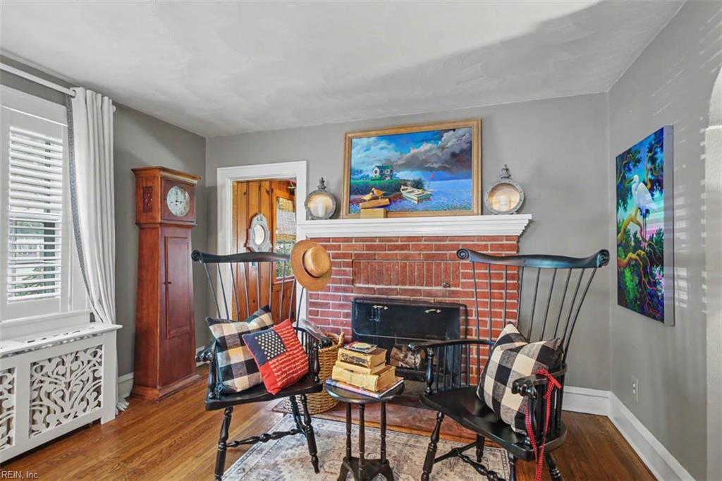 103 Locust Ave Property Photo 8