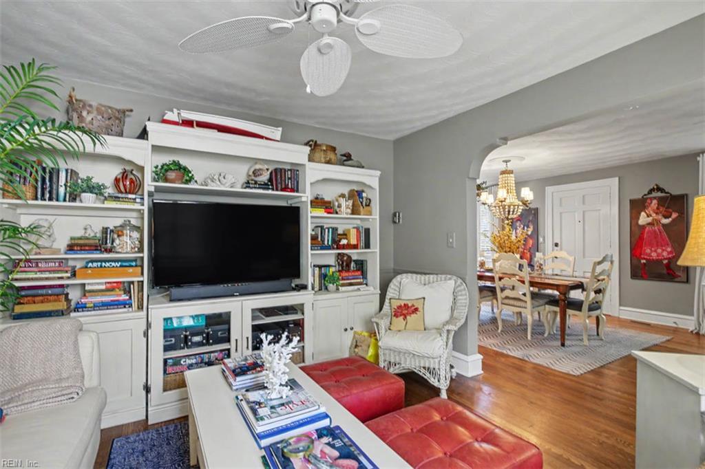 103 Locust Ave Property Photo 15