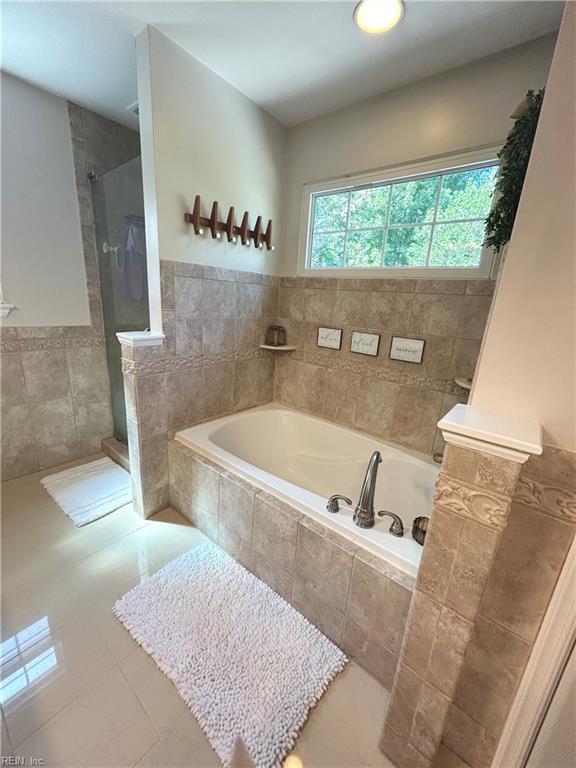 920 Foxboro Dr Property Photo 18