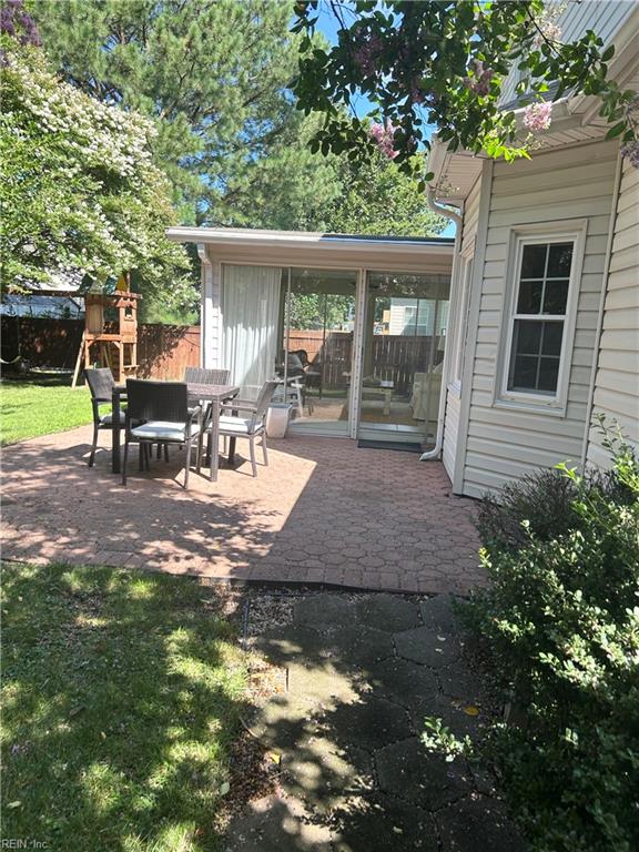 920 Foxboro Dr Property Photo 33
