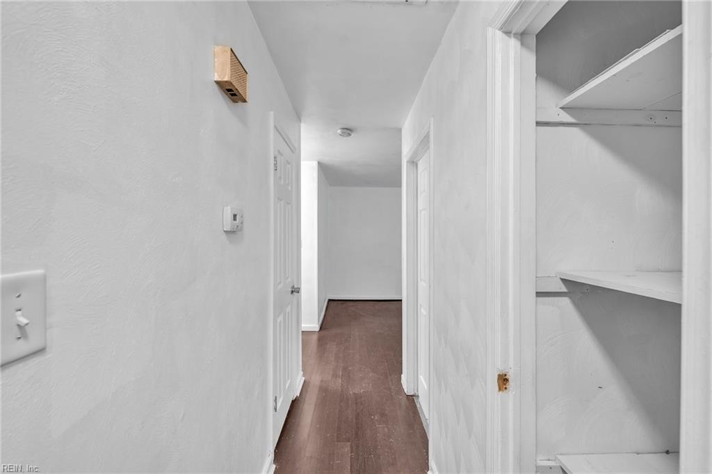 700 Saxon Ct Property Photo 10