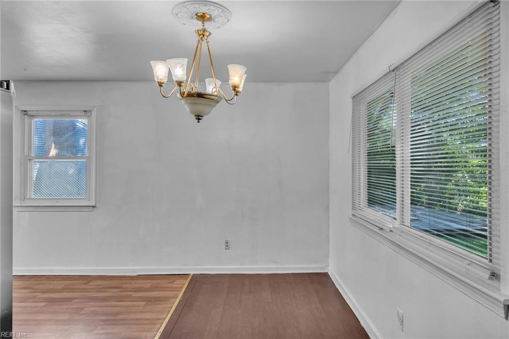 700 Saxon Ct Property Photo 17