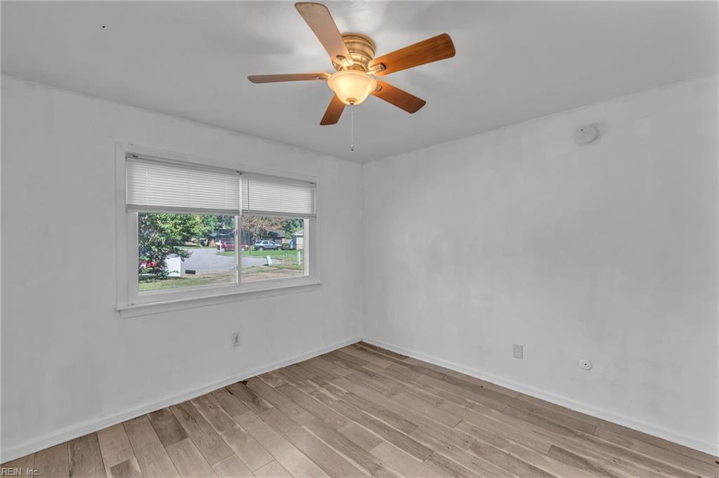 700 Saxon Ct Property Photo 29