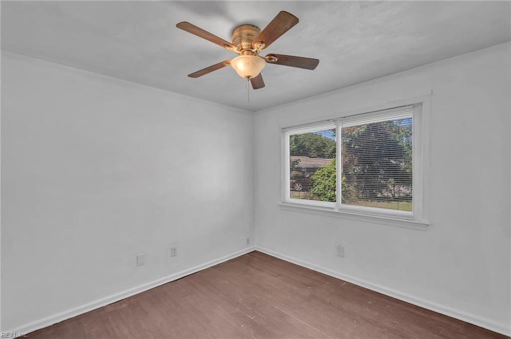 700 Saxon Ct Property Photo 33