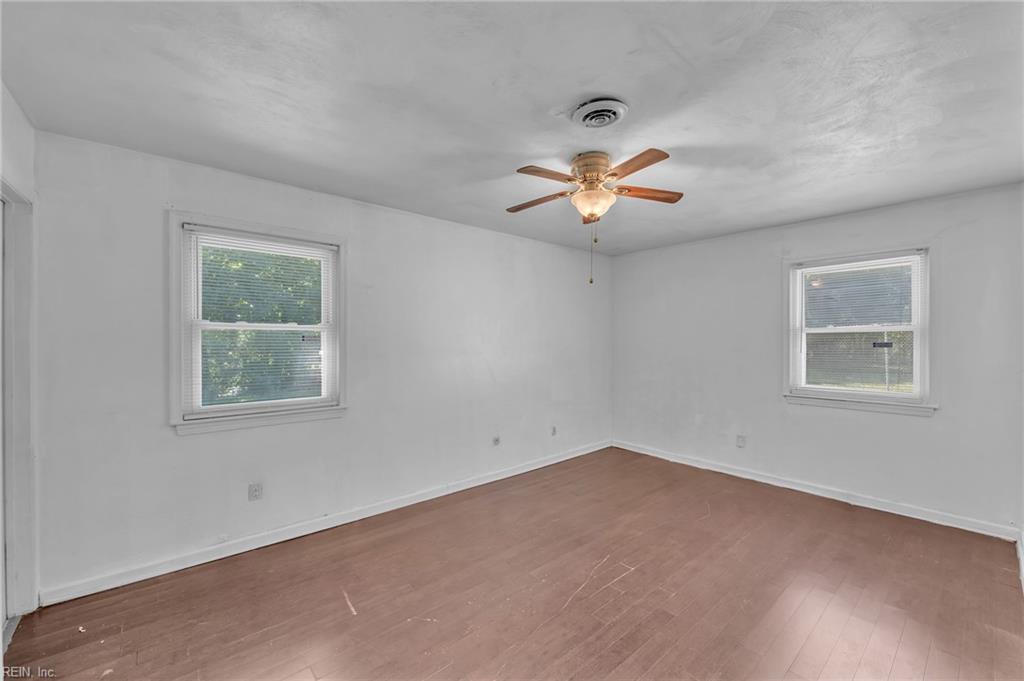 700 Saxon Ct Property Photo 42