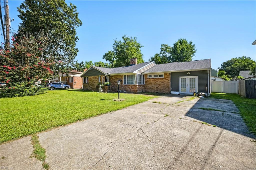 618 Smith St Property Photo 2