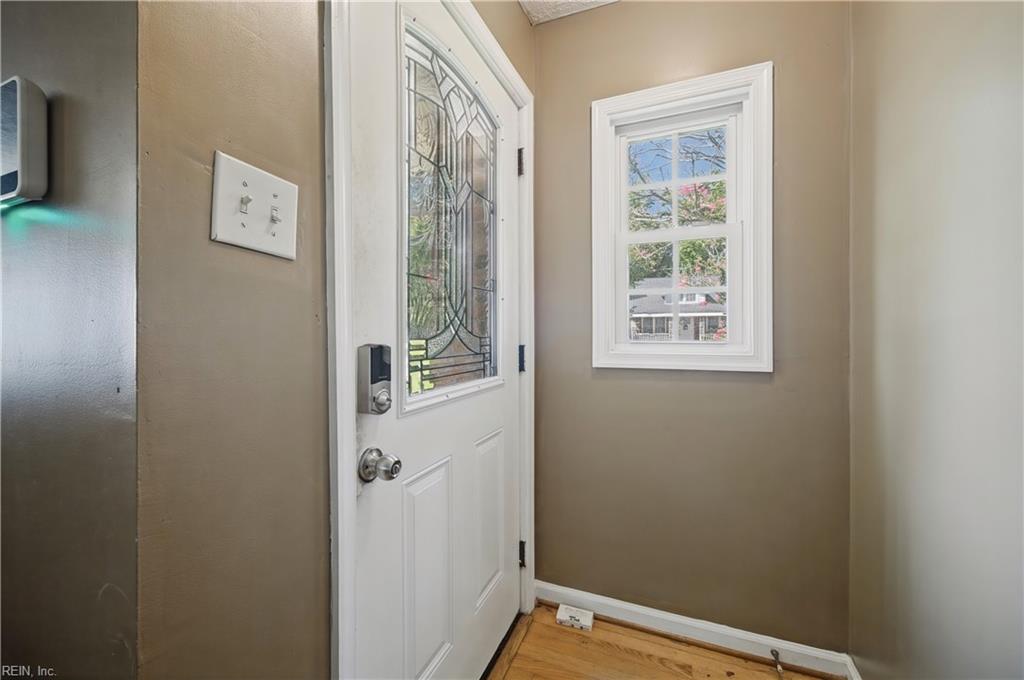 618 Smith St Property Photo 4