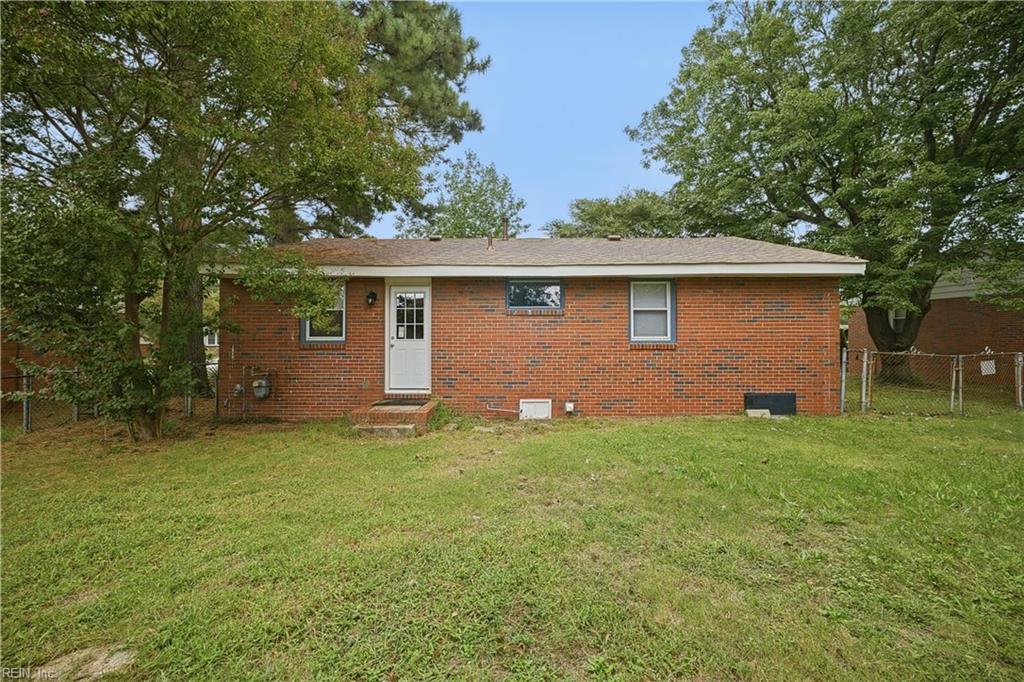 3010 Menands Dr Property Photo 30