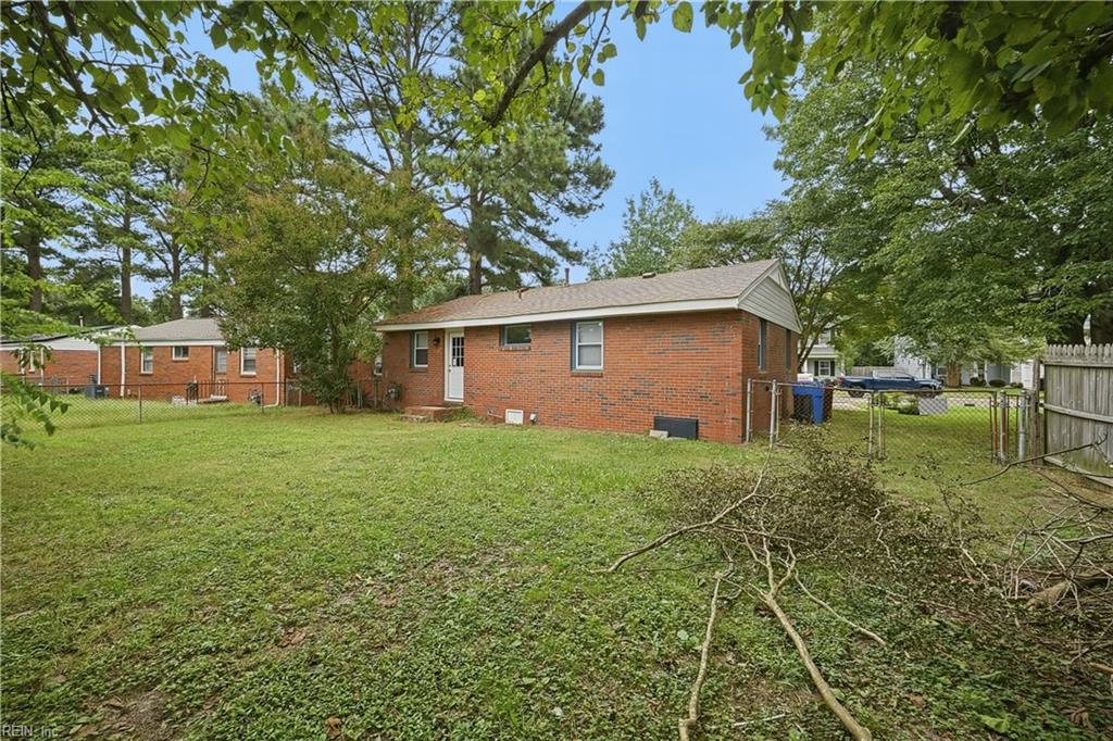 3010 Menands Dr Property Photo 31