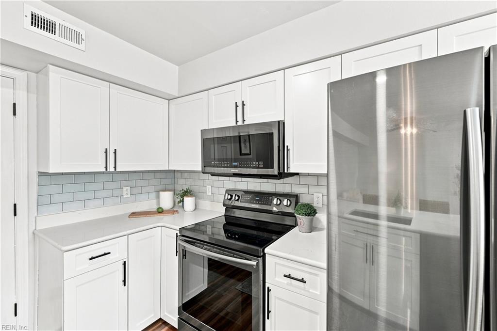 2624 Loudoun St Property Photo 12