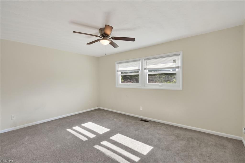 208 Lowden Hunt Dr Property Photo 31