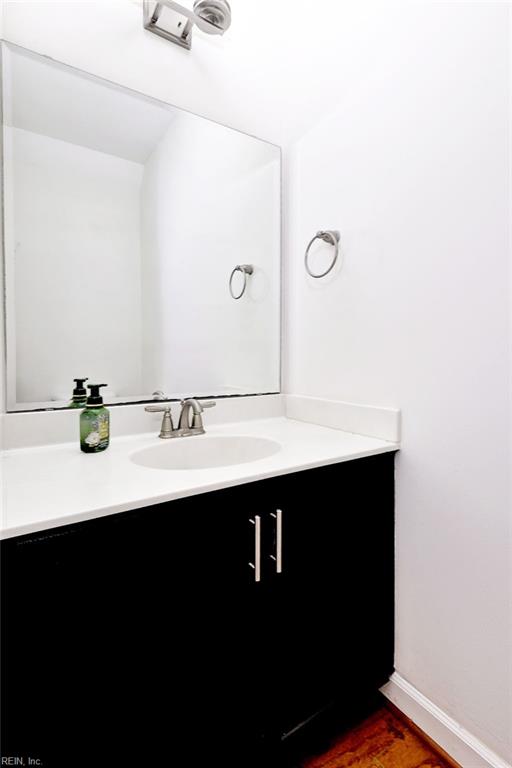 5422 Center St Property Photo 18