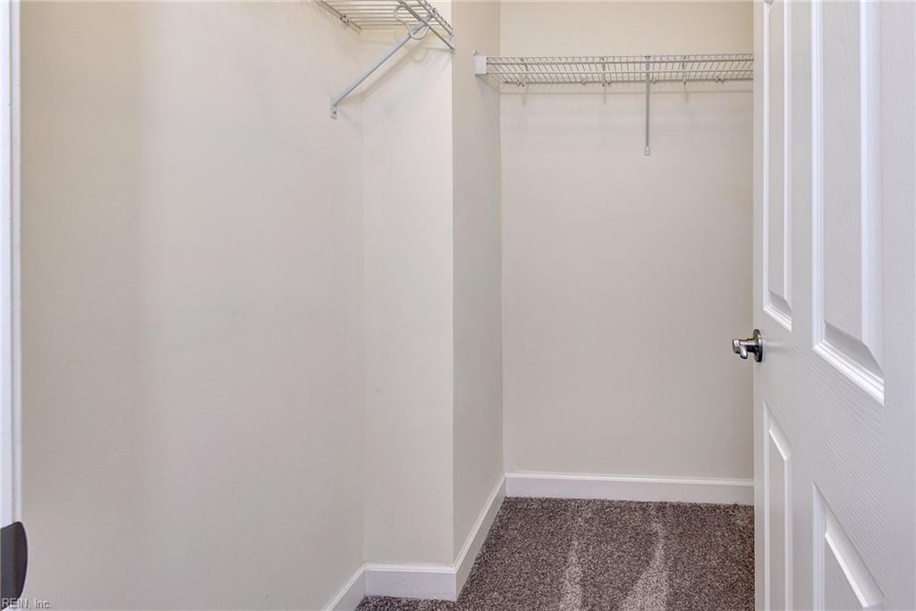 5422 Center St Property Photo 24