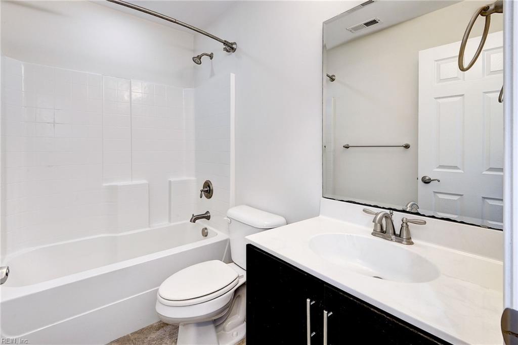 5422 Center St Property Photo 26