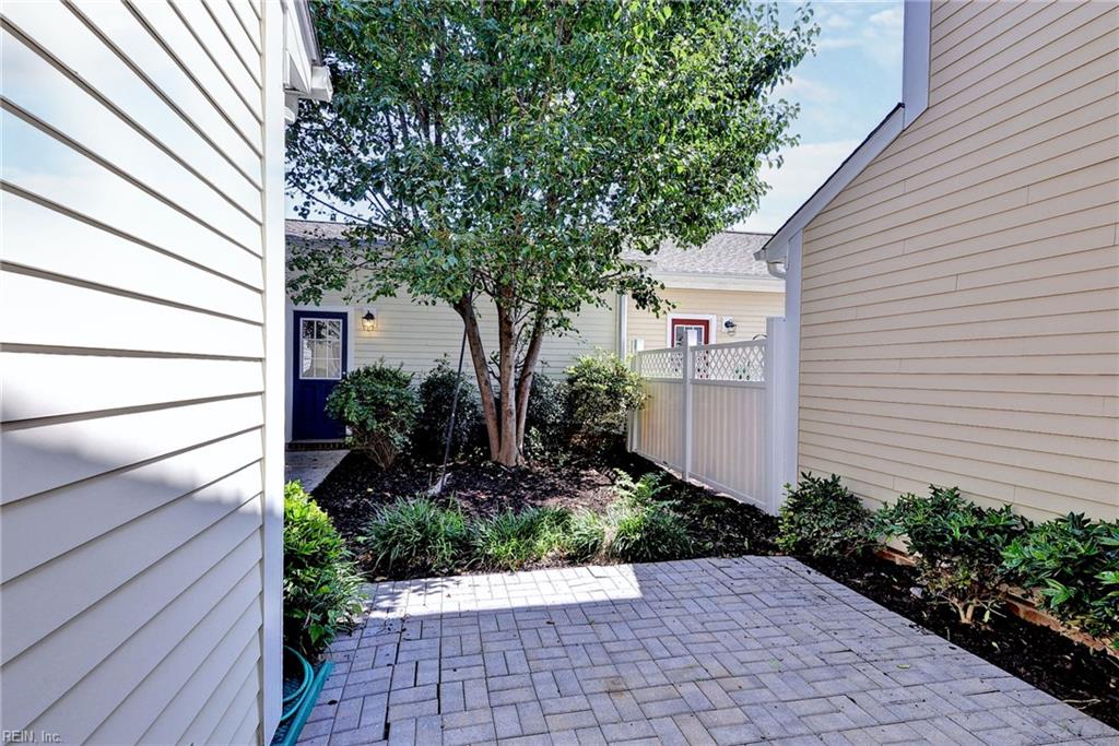 5422 Center St Property Photo 28
