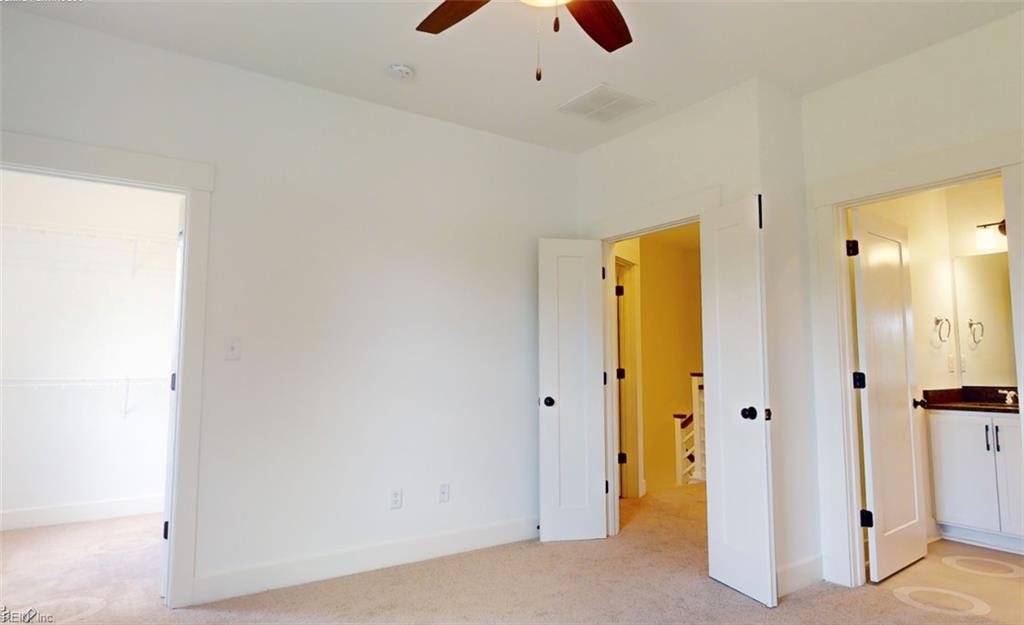 908 Jennings Ln Property Photo 10
