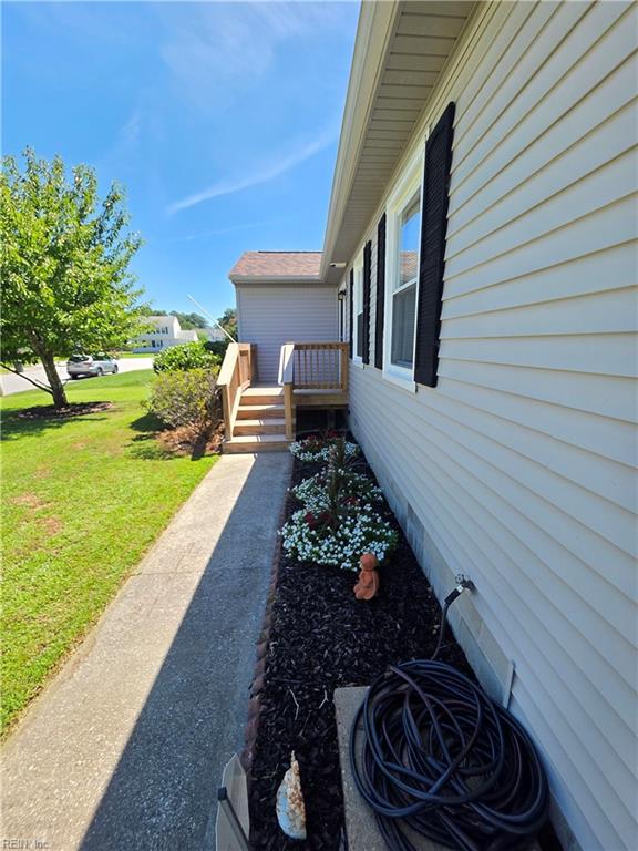193 Lori Cir Property Photo 3
