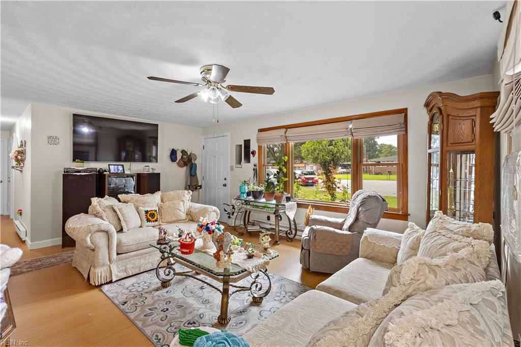 2410 Pamlico Cir Property Photo 5
